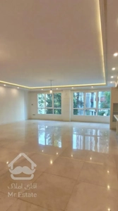 3 خواب سالن رو به آفتاب و بزرگ ( فرعی دنج )