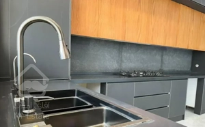 160متر اول سامانیه تمیزومرتب