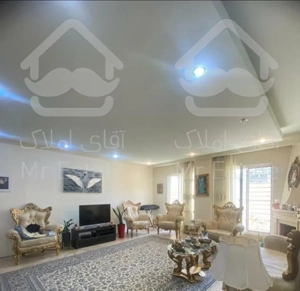 200متر/سالن دلباز/تک واحدی/خوش نقشه