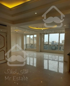 142متر آلاله شرقی سالن سراسر پرده خور  3خواب