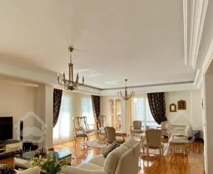 188 متر آپارتمان با 3جهت نورگیر