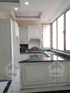 95 متر نوساز فرمانیه