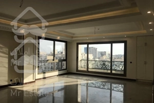 ۴ خواب ، نفت شمالی ، ۲ پارکینگ سندی