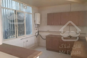 شادمان ۷۵متر