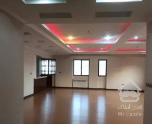 آپارتمان قیطریه چیذر  ندا ۱۷۵ متر