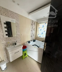 شهرک خزرشهر/شیکترین ویلا/880متر زمین500متربنا5خواب