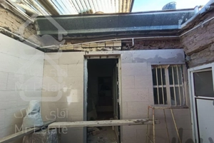 کاشی وسنگ کاری