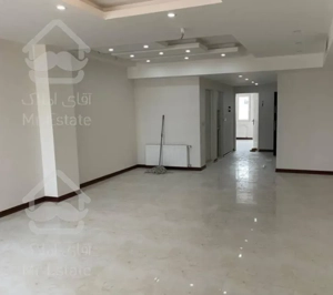 آپارتمان فول امکانات 110متری استاد معین