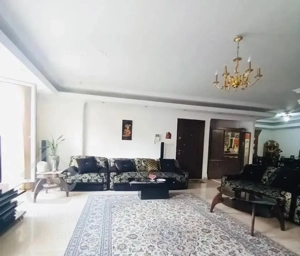 ۱۴۵ متر ۳ خواب /۲ پارکینگ /تک واحدی