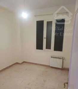 95 متر دو خوابه مرزداران سکونت چند ساله