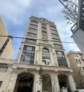 زیر قـیمت ترین ۲۰۰ متری نیاوران / مالک پول لازم