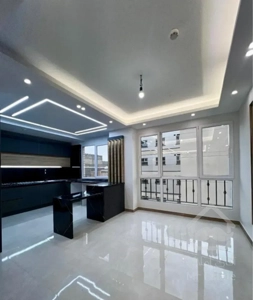 ۶۳ متر سالن پرده خور فول / خطی روبه آفتاب