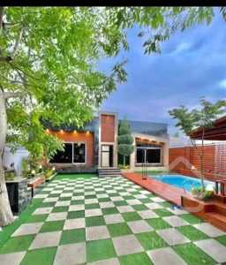 فلت استخردار  /حیاط مشجر/سند۶دانگ