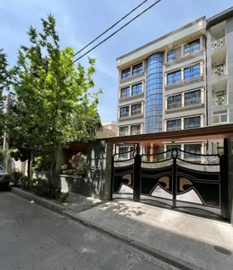 ۱۱۸ متر ۳ خواب تراکمه گلستان ۷ مالک هستم