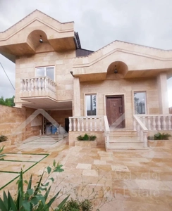 ویلایی شیک ۲۳۰ متری فول سنددار صومعه‌سرا