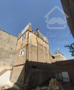 طبقه هوایی قابل ساخت  انتهای وکیل اباد
