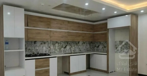 واحدکلیداول۸۵متری روبروی پارک کیانشهر