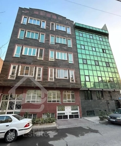 نیلوفر آپادانا نوبخت‌ عباس آباد پالیزی