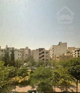 ۱۶۱ متر ، ۳ خواب ، قاب میدان ، ۳ پارکینگ