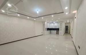 ۱۱۵مترطبقه سوم سندملکی روبه خیابان خیابان امام رضا