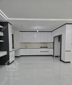 اجاره آپارتمان سه خوابه نوساز در خیابان آزموده