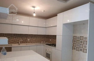 فروش آپارتمان ۱۰۱ متری ۲ خوابه در شاهین‌ویلا