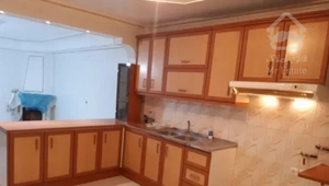 آپارتمان ۱۱۰ متری دوخوابه طبقه چهارم