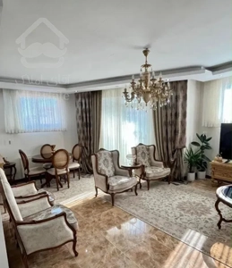 ۳خواب طبقه اول ویلایی / فروش فوری / تاپ لوکیشن
