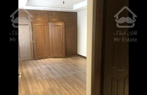 آپارتمان ۱۲۶ متر دیباجی جنوبی