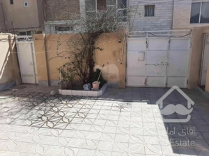 فروش فوری منزل کلنگی ۱۹۷متر