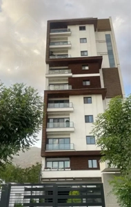 نیاوران ۲۰۰ متر مدرن با دید کامل تهران