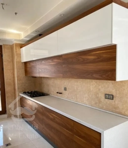آپارتمان ۱۰۷ متری / ساقدوش/ تاپ لوکیشن