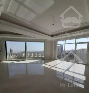 آپارتمان 200 متری/ کلید نخورده/ سازه فاخر