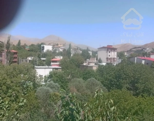 باغ با ۴۵متر بنا و انواع درختان میوه چندساله