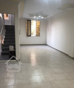 53 متر با بالکن و پارکینگ مزاحم