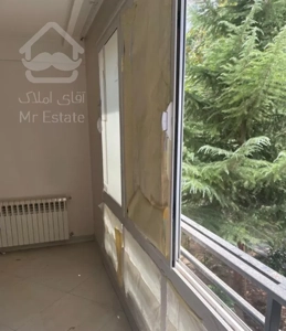 ۱۰۰متری دلباز و آفتابگیر با دید باغ