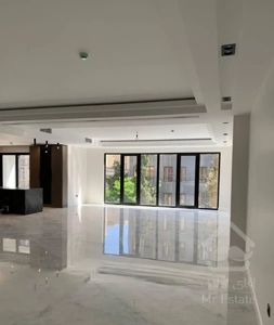 ۱۵۴ متر اباذر دو پارکینگ لابی مجلل فروشنده واقعی