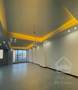 آپارتمان ۱۱۰ متری ۲ خواب نوساز لاکچری
