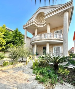 ویلا لاکچری کلاسیک