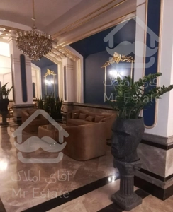 220متر گلزار (لادن)