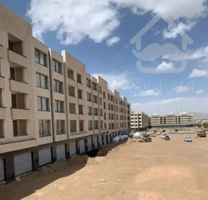 جنوبی/طبقه سوم/لاکچری/پرند بهارستان