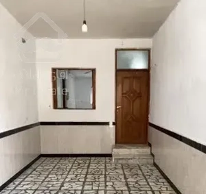 خانه حیاط دار دلباز شخصی سرسبز