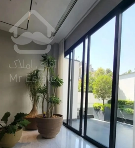 ۱۶۵متر روبه نما (۲پارکینگ) استخر اختصاصی فازیک
