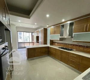 * ۱۲۰ متر نیاوران / بدون مشابه *