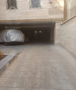 ۱۳۵ متر سه خواب منیریه