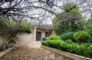 فروش ویلا با حیاط زیبا روبروی شهرک دریاکنار