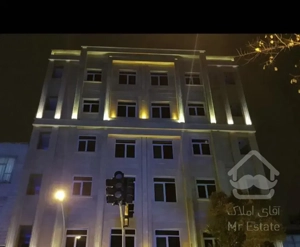 ۱۲۳ متر نوساز، بر خیابان نامجو