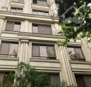 145متر آپارتمان در بهترین لوکیشن ریحانی