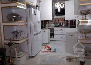 ۵۰ متری/۱ خوابه/طبقه۲/در زاهد گیلانی/سرمایه‌گذاری