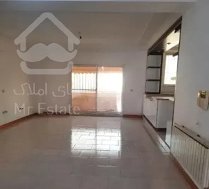 فروش اپارتمان143متر در خ امام خمینی